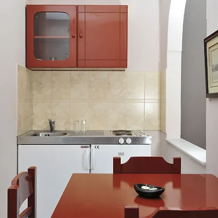 Apartment Family Vassalos Perissa (Santorini)