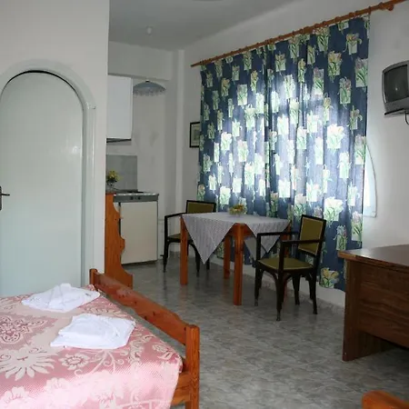 Apartment Family Vassalos